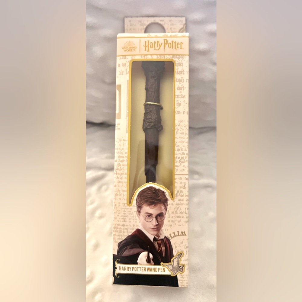 NWT- Harry Potter Wand Pen!